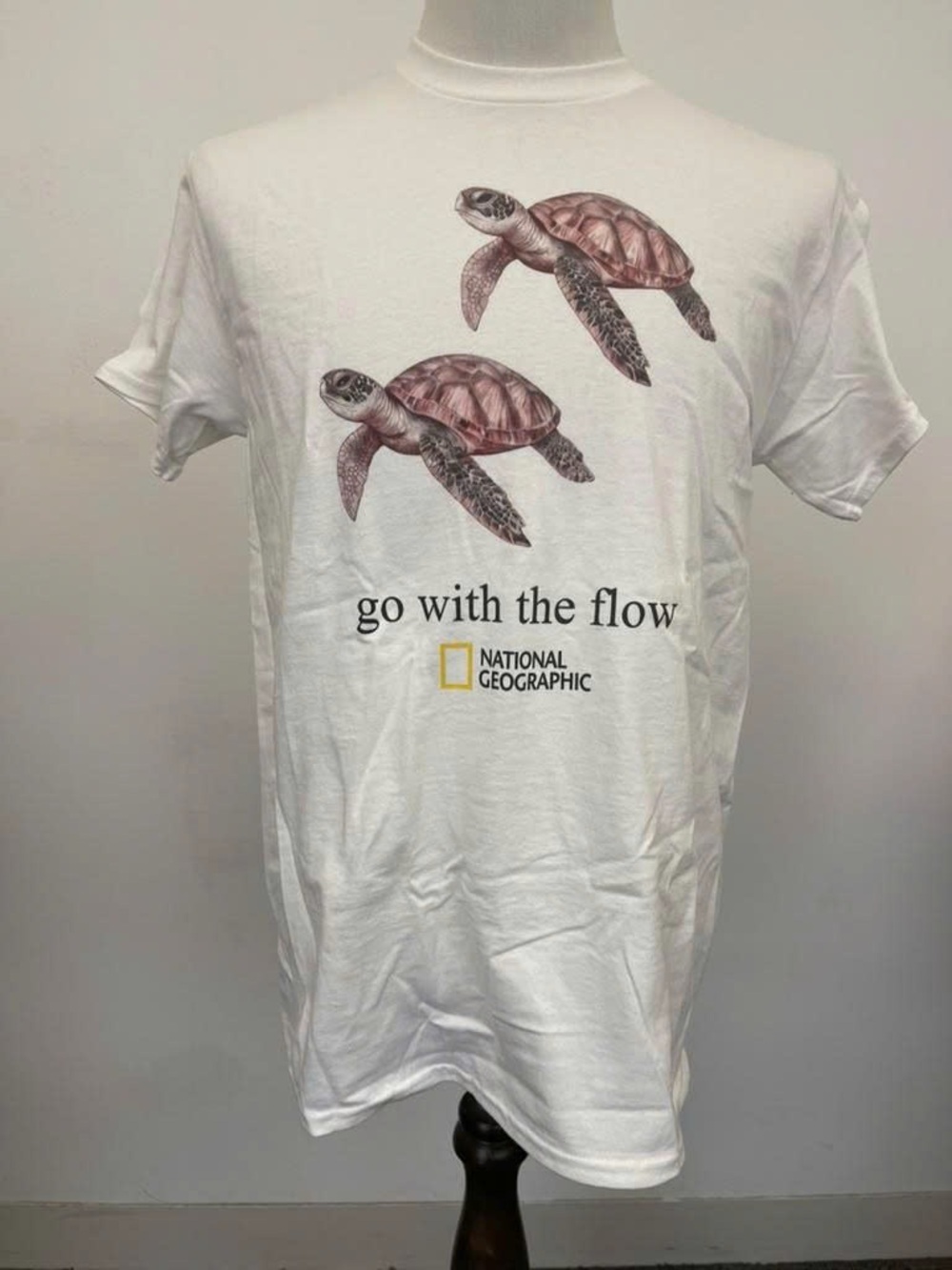 National Geographic White short Sleeve Tee with Turtle Graphic